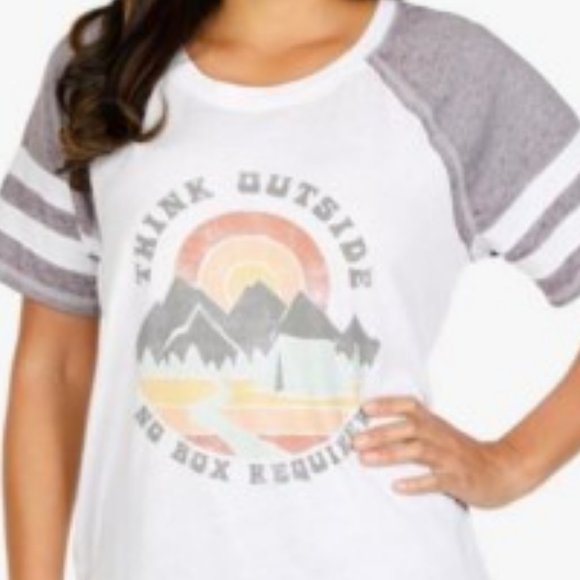 Joei & i Women's Sunset Graphic Short Sleeve Top  White.Grey NEW - Picture 2 of 5